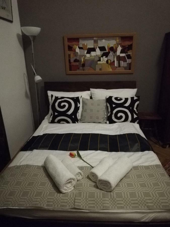 Apartment West10 Star Center